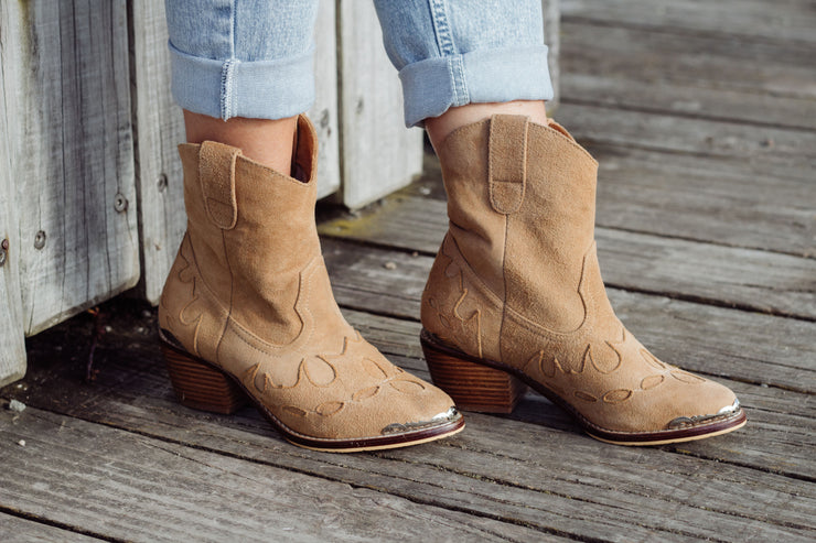 Jade Pull on Boots