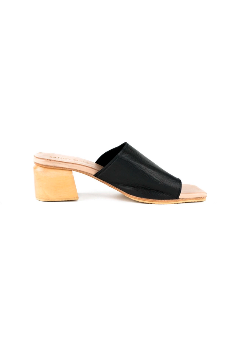 Charlotte Pumps Black Leather - 50% OFF LIQUIDATION SALE