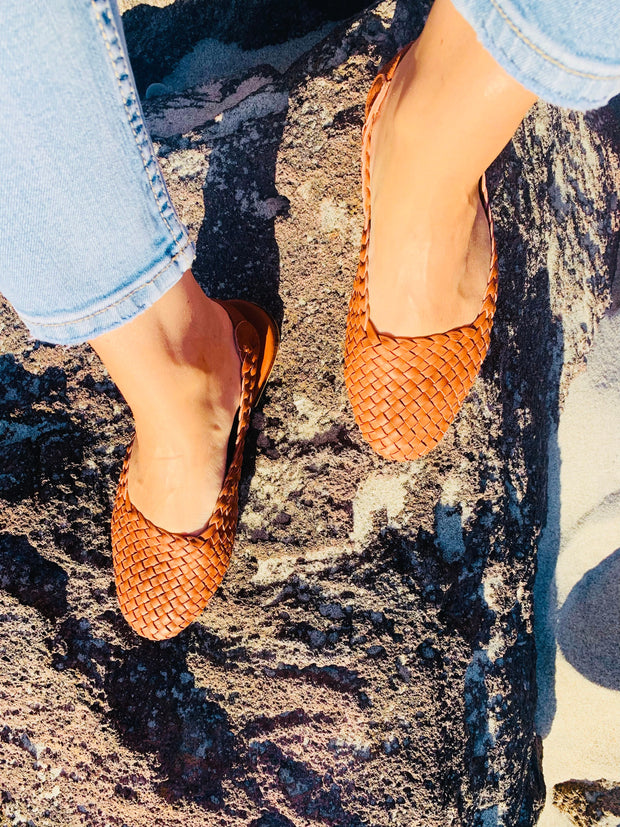 Sienna Tan Woven Slide - STOCKTAKE CLEARANCE