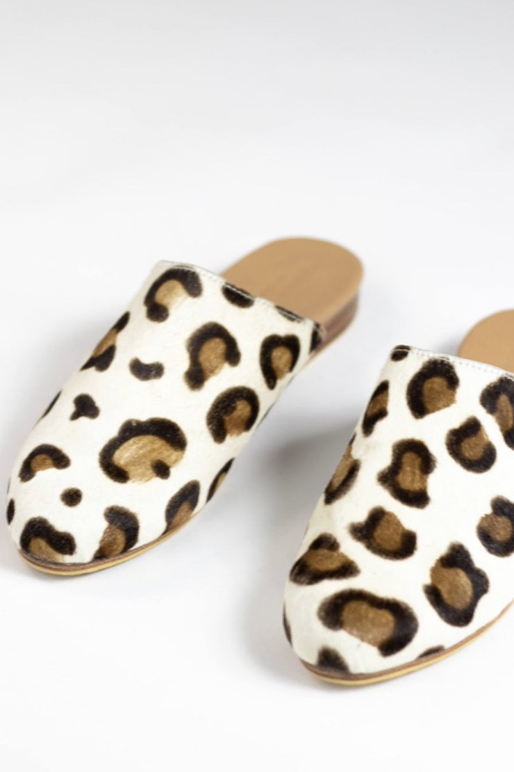 Georgie Hide Slides
